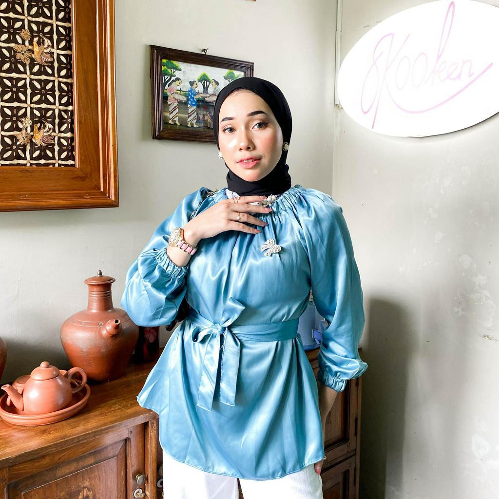 PGS Ruby Blouse Satin Premium