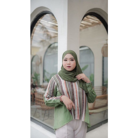 Ezpata Kemeja Tara Top Bigsize LD 114cm Kancing Aktif Busui Friendly Lengan Kancing Wudhu Friendly Bahan Linen Motif Stripe Kekinian