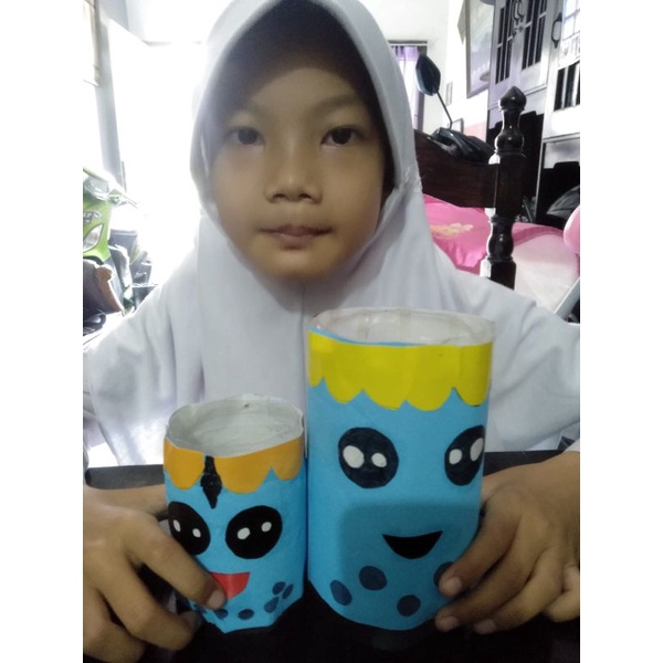 

Tempat Pensil Boba Serbaguna