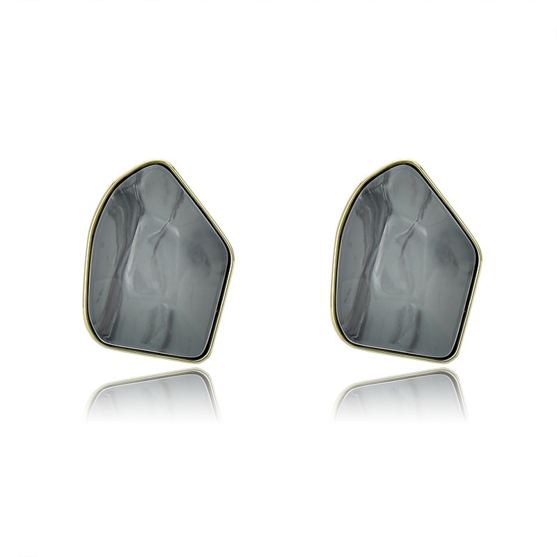 Anting Tusuk Bentuk Geometri Asimetris Warna Silver Untuk Wanita