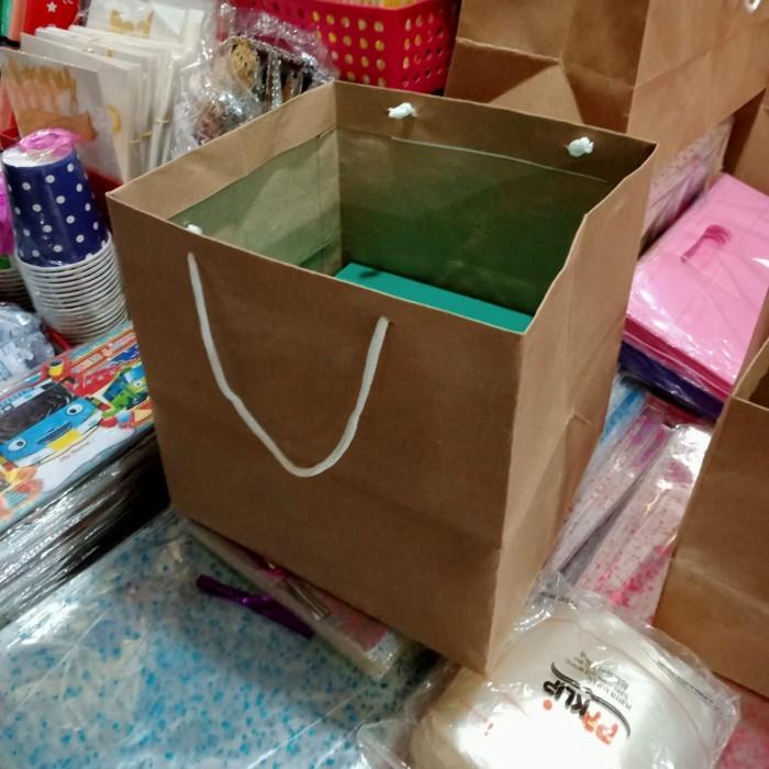 

Goodiebag Paper Bag Ukuran 18 X 18 Tinggi 20 Cm Jual Per Pack Isi 12 Pcs