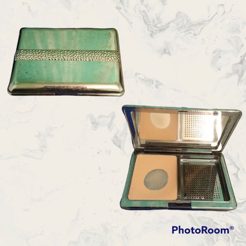 LA PRAIRIE CELLULAR TREATMENT FOUNDATION COMPACT POWDER