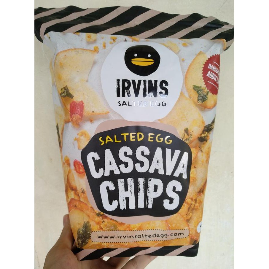 

TO.P - 22.46I - READY STOCK! IRVINS SALTED EGG FISH SKIN 230 GRAM (SINGAPORE) - POTATO CHIPS - TOKO