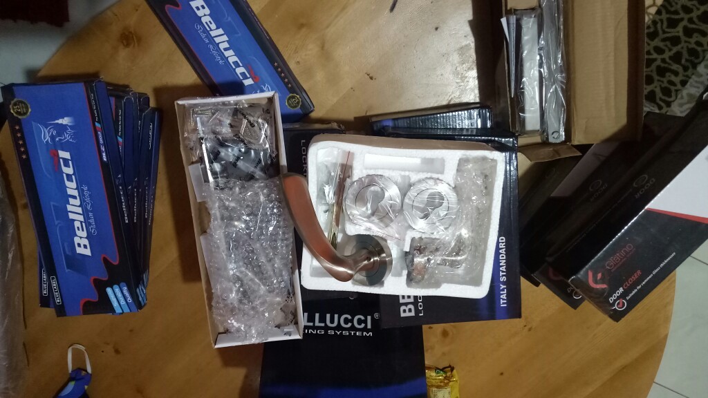 1 Set Kunci Pintu Bellucci / Lever Set Bellucci L66 / Handle Pisah Bellucci Stainless / Kunci Pisah