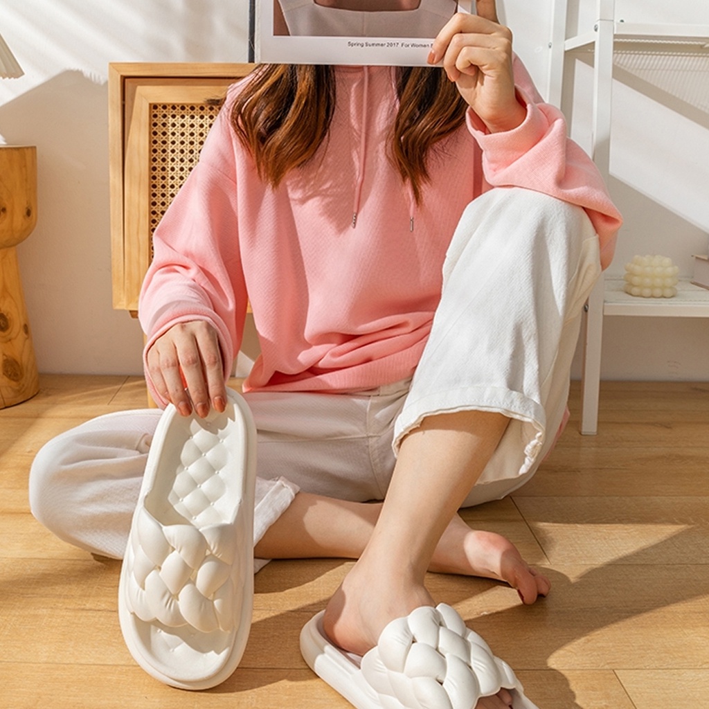 ❤️GTB❤️ Sandal Wanita Jelly Korean Import Slipper Bahan Karet Tebal Empuk Motif Webbing Super Soft R792