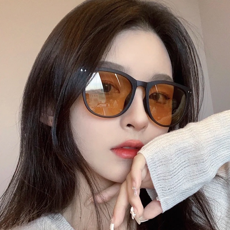 We Flower Kacamata Hitam Polarized Model Lipat Untuk Wanita