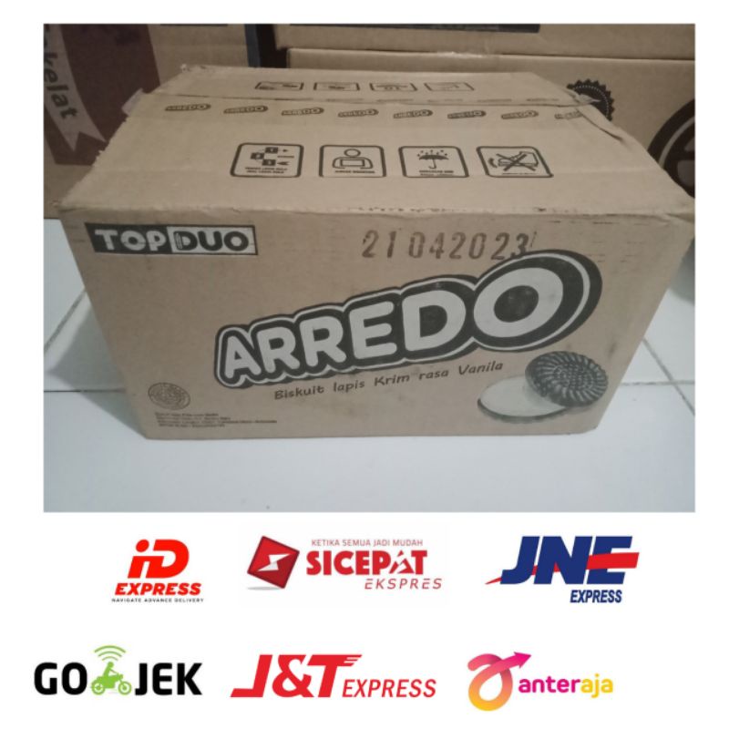 

Arredo Biskuit Lapis Krim Rasa Vanilla 1 Dus 6 Pack x 20Pcs