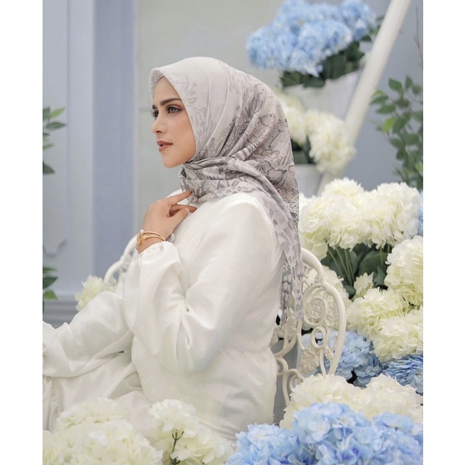 PRELOVED Buttonscarves The Farsha Series - Bone