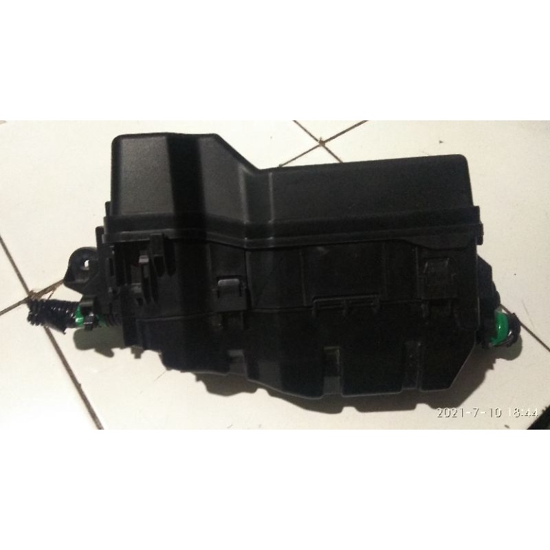 box sekring mobil avanza . xenia