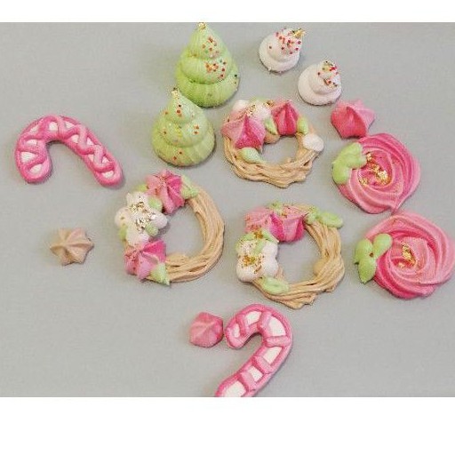 

MERINGUE SPESIAL NATAL by SUGAR CRUSH
