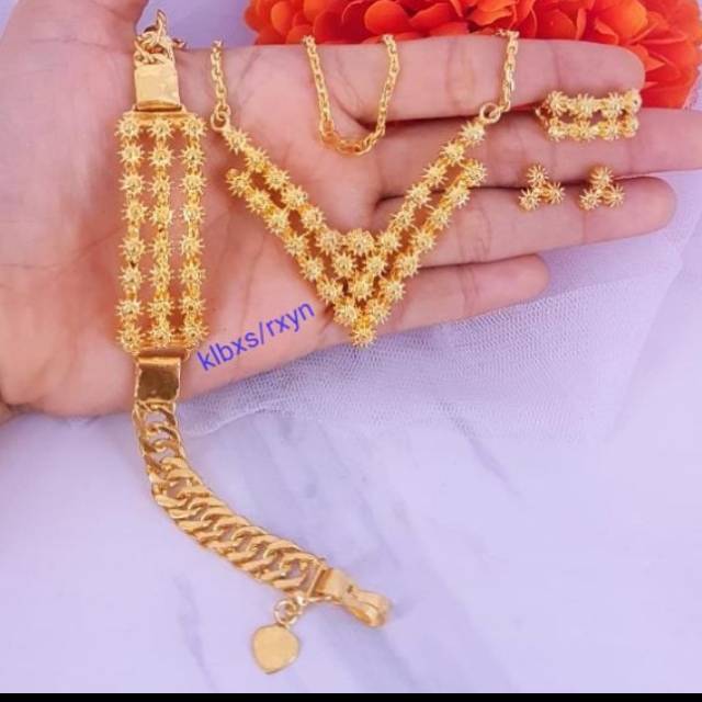 Replika mas ,awet,tahan lama,gratis box perhiasan