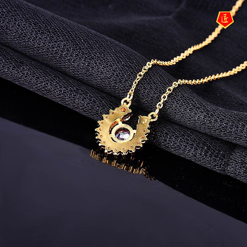 [Ready Stock]Horseshoe-Shaped Inlaid Diamond Pendant Gold Necklace