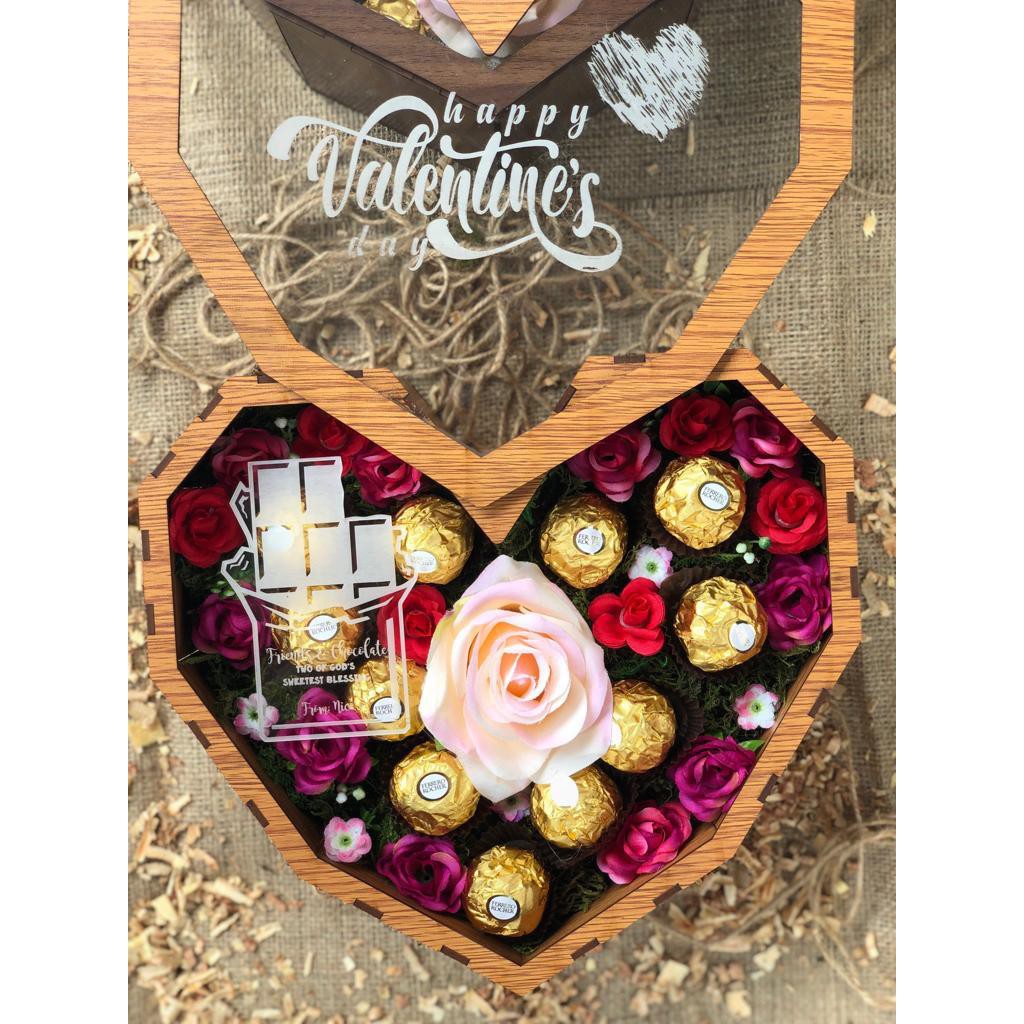

WOODEN LOVE BOX CUSTOM DESIGN FOR GIFT WITH GREETINGS CARD ( BOX SAJA TANPA ISI )