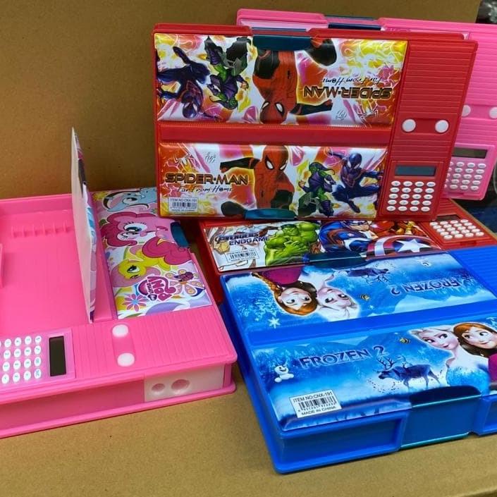 

Kekinian - KOTAK PENSIL/TEMPAT PENSIL/BOX PENSIL ANAK SEKOLAH VARIAN COWOK DAN CEWEK KALKULATOR TOMBOL BESAR