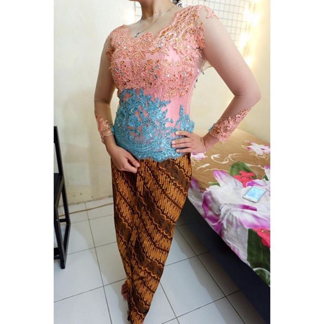 Jual Kebaya Preloved Murah | Shopee Indonesia