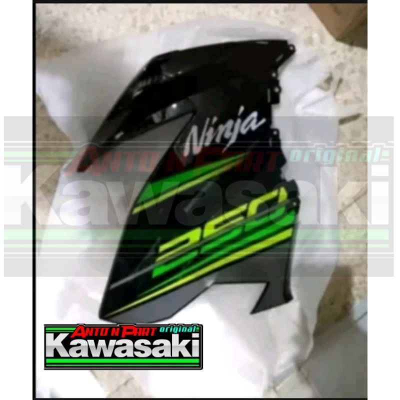 cover body fairing atas kiri ninja 250 Fi new original kawasaki
