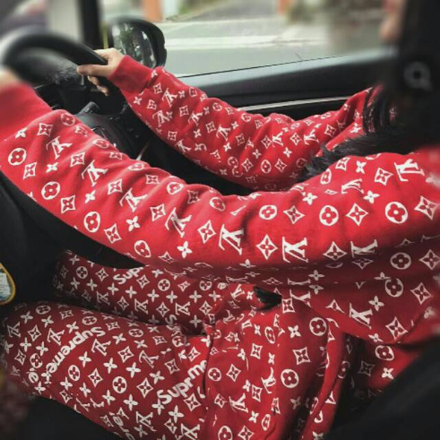 SWEATER HOODIE SUPREME LV