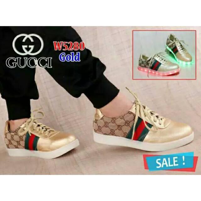 Sepatu Gucci LED Sport