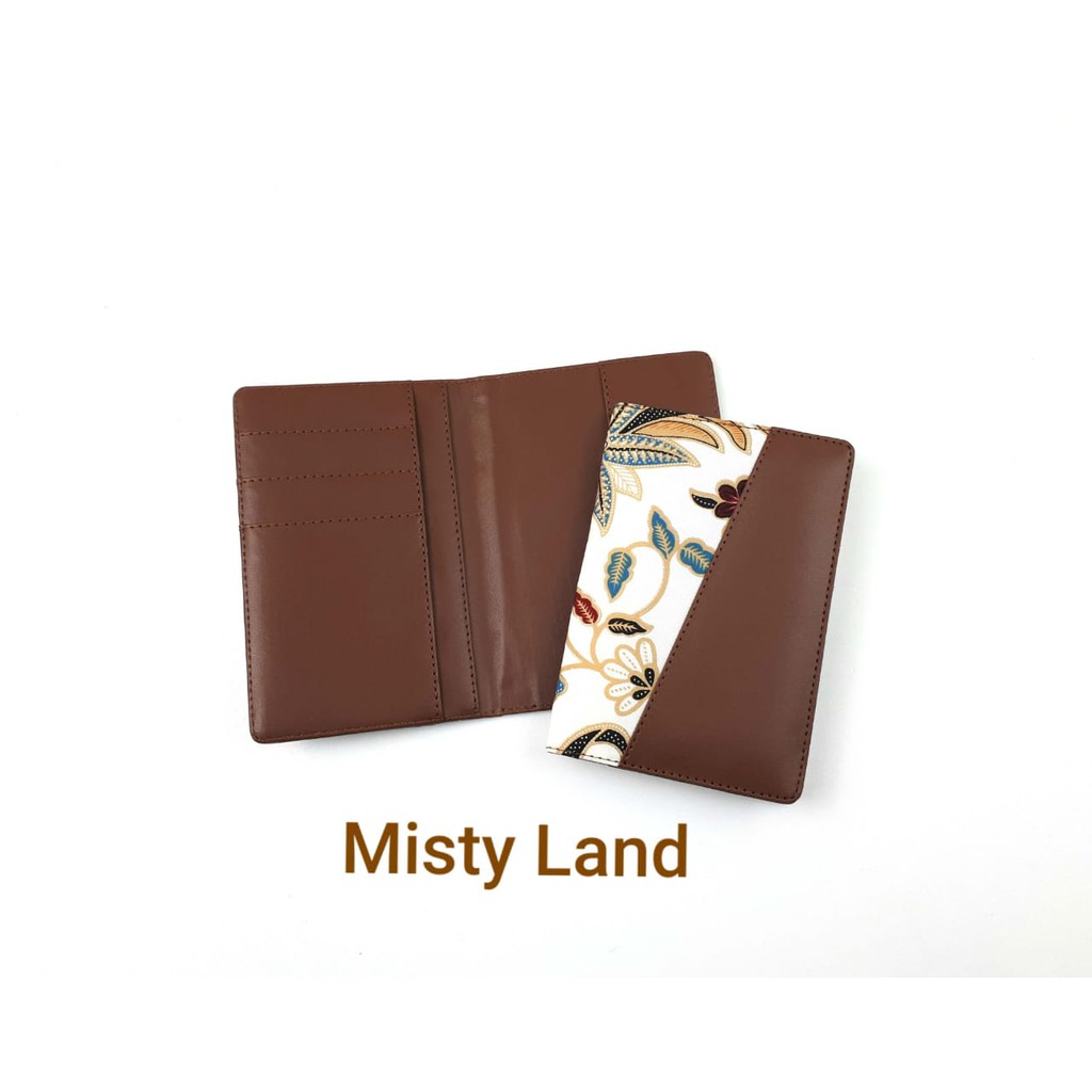 

Bukuku Passport Cover Batik Aneka Motif