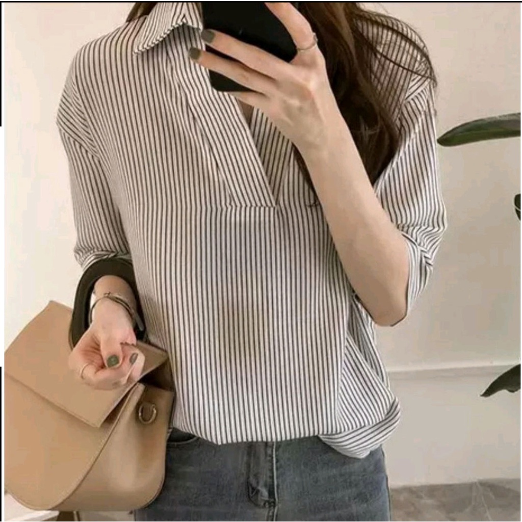 Atasan blouse kemeja salur wanita korean look 889