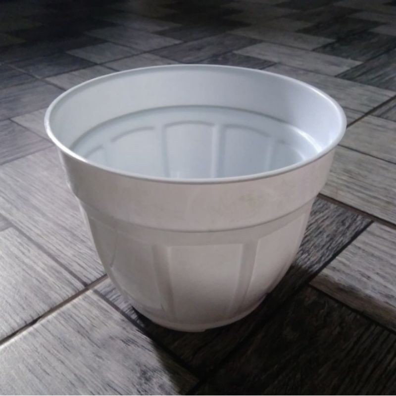 Pot bunga anthurium - Pot bunga plastik putih