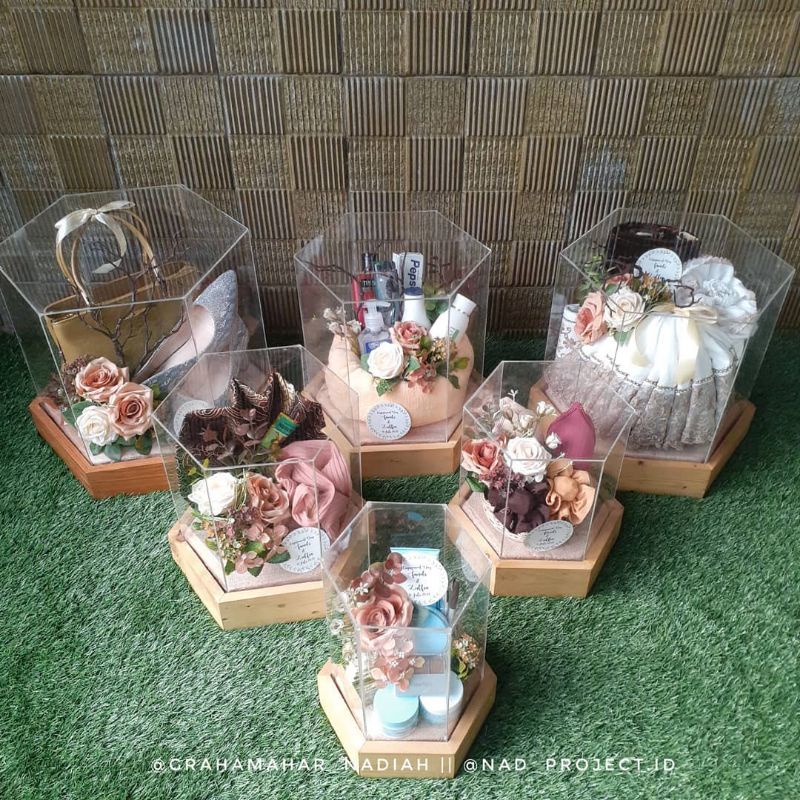 KOTAK BOX BAKI HANTARAN SESERAHAN RUSTIC HEXAGONAL
