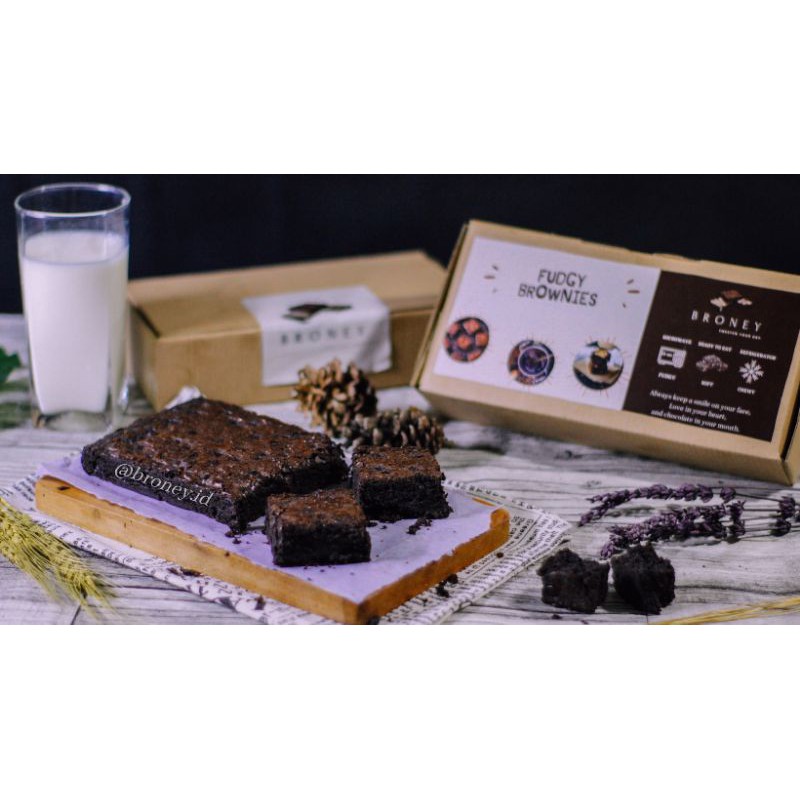 

FUDGY BROWNIES PANGGANG