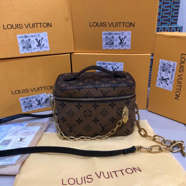 LOUIS VUITTON 20Ss M45079 Vertical Soft Trunk Bag Pvc Monogram Brown Bag  931