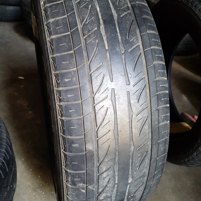 BAN BRIDGESTONE TURANZA AR10 215/65 R16