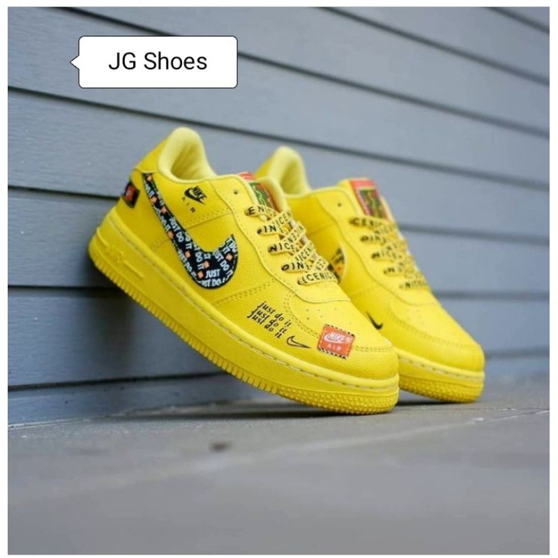 Jual Sepatu Sneakers Nike Airforce Just Do it yellow | Shopee Indonesia