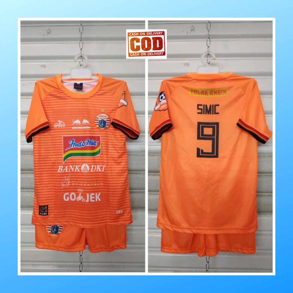 Kaos sepak bola anak jersey soccer baju dan celana setelan t-shirt outfit football seragam kostum olahraga pakaian apparel sports simic persija orange