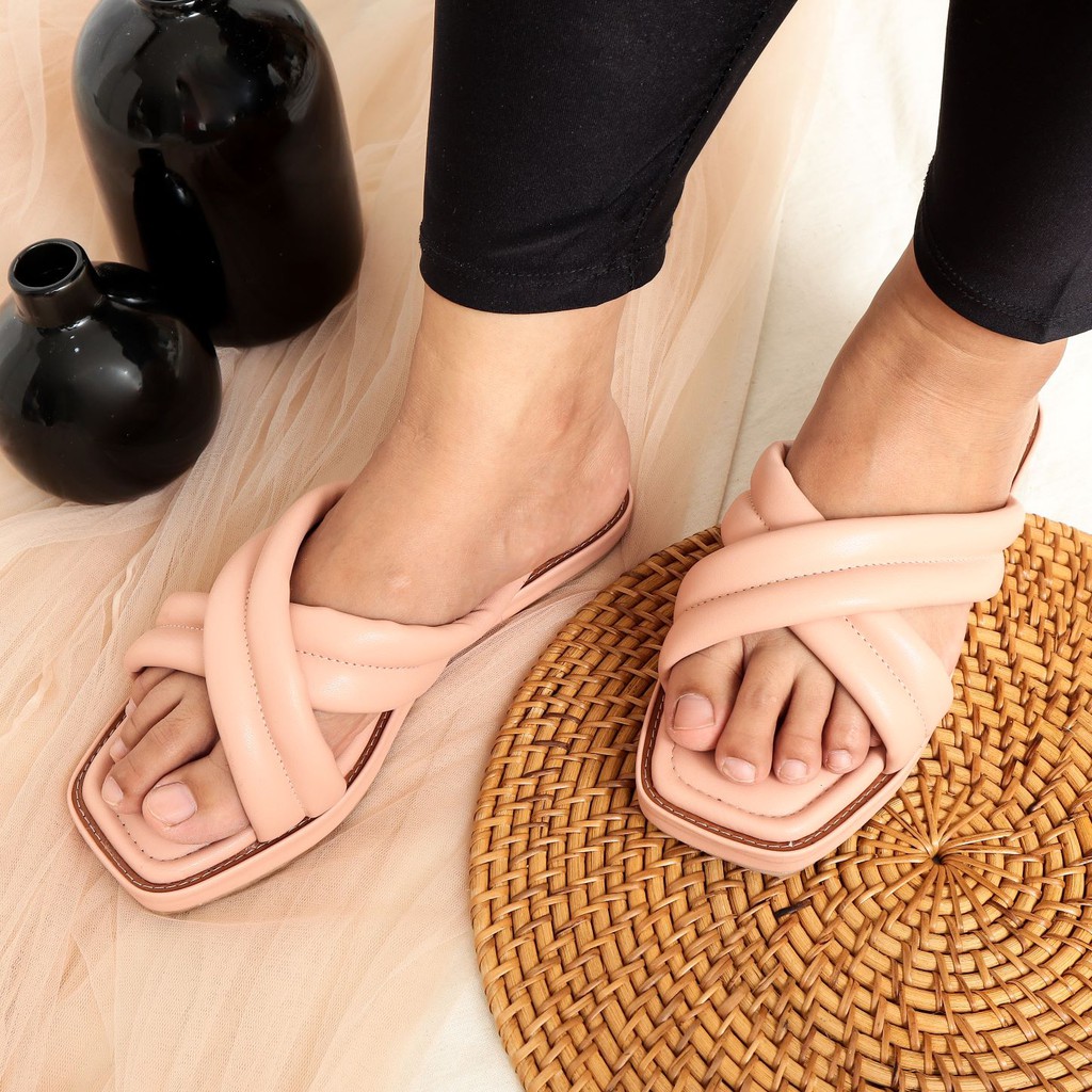 sandal wanita || NATASYA || sandal flat wanita/ sandal wanita terbaru/ sandal wanita kekinian By DLESTA.ID