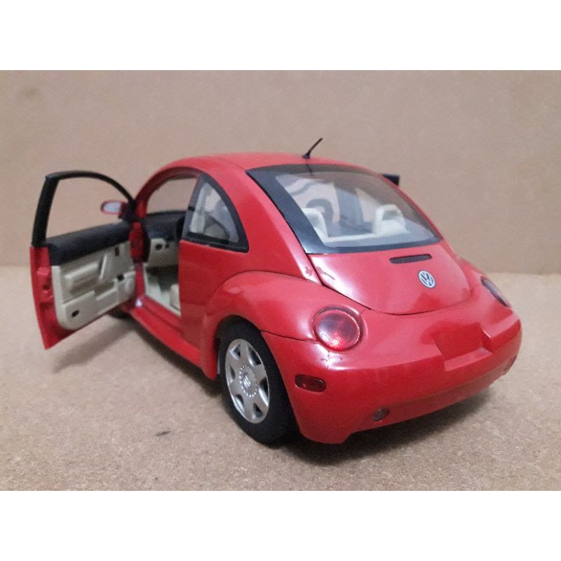 Diecast 1/18 - Volkswagen Beetle Tahun 1999 - Merk Gate