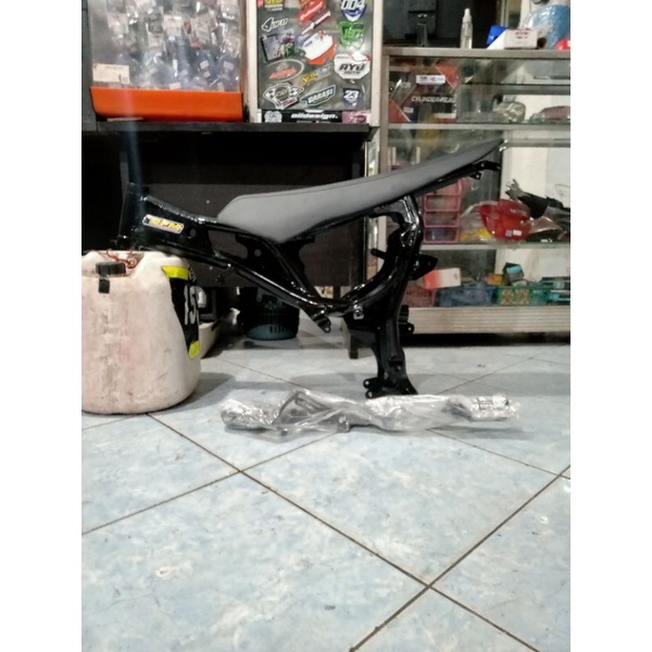 rangka frame bebek standar GTX trail untuk mesin f1zr