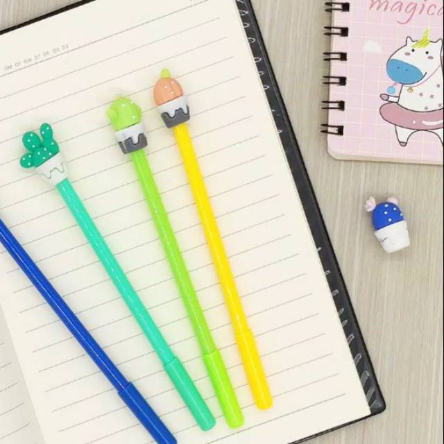 

Pulpen karakter motif kaktus