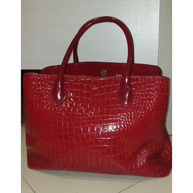 Tas Merah Estee Lauder