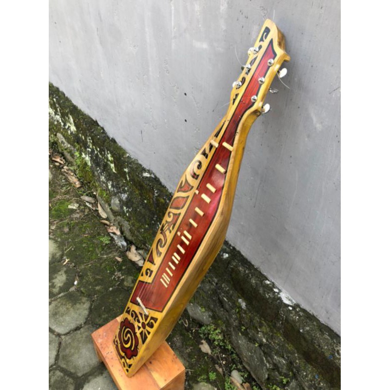 sape' dayak kayu asli kalimantan