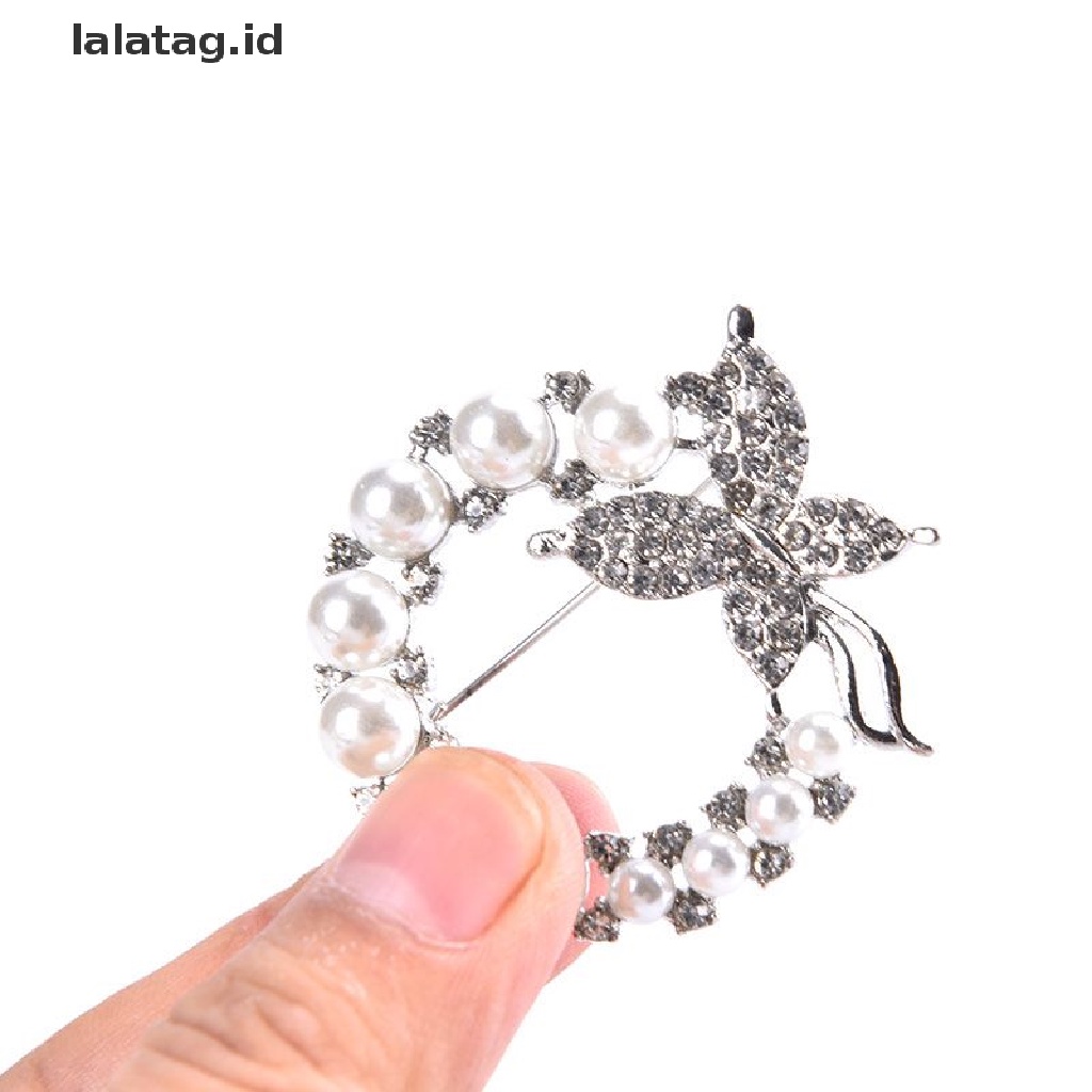 [lalatag] Pearl and Rhinestone Circle Brooches For Baroque Trendy Elegant Butterfly Brooch [ID]