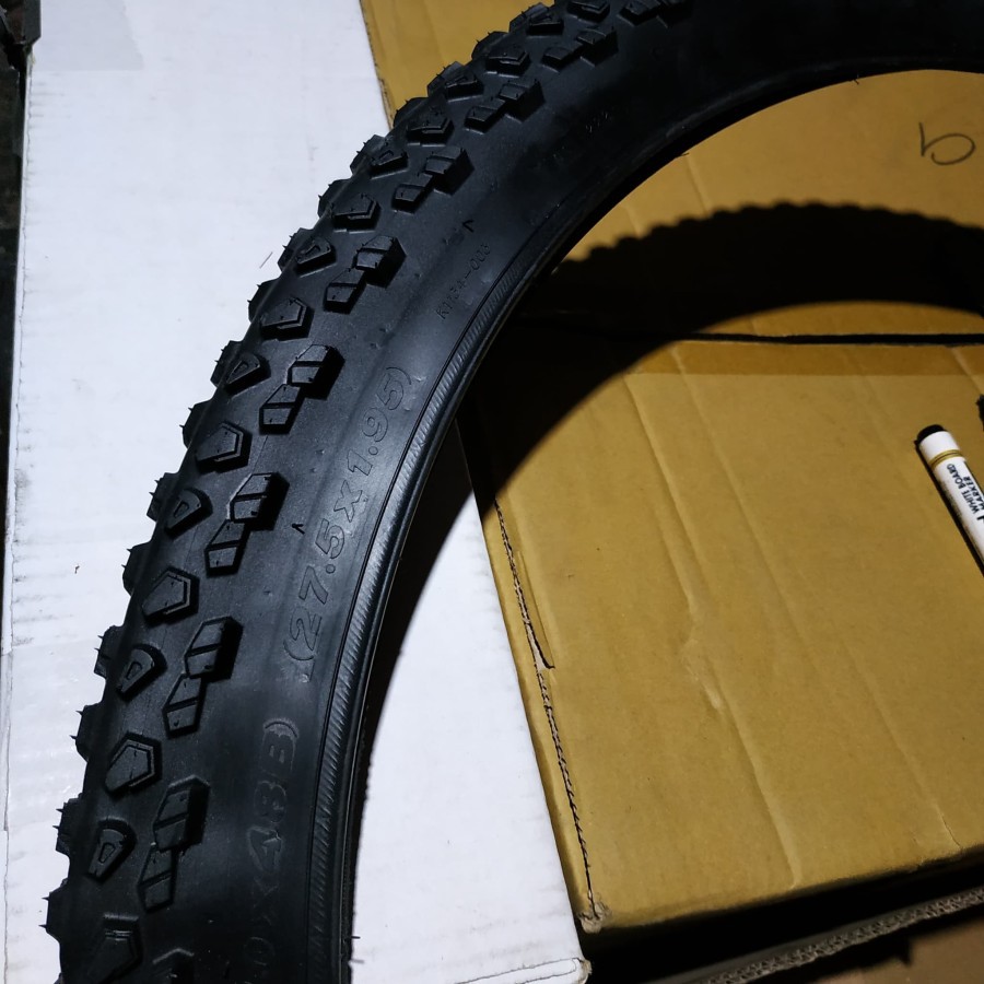 Ban Luar Sepeda MTB 27.5 x 195 Kenda Hitam