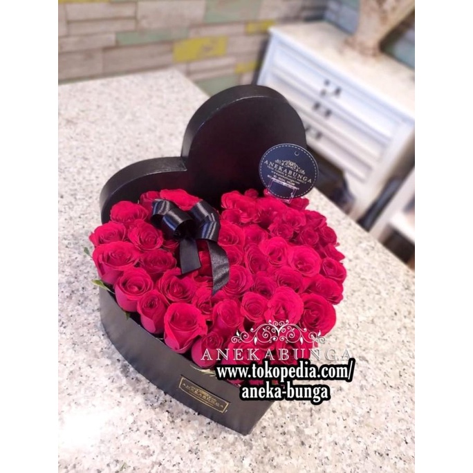 

[COD] Red Rose Black Flower Box Bunga Mawar Merah Kotak Hitam Birthday Ultah [COD]