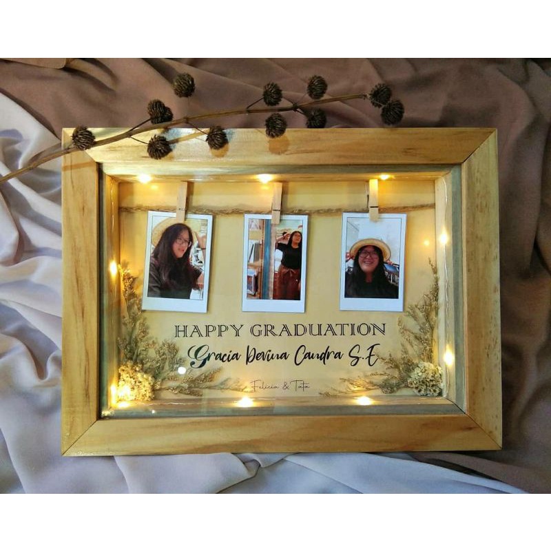 FRAME KADO l FRAME KADO UNIK l KADO UNIK l FRAME WEDDING l FRAME WISUDA l FRAME ULANG TAHUN