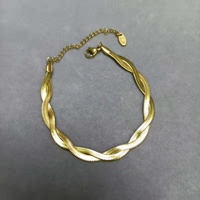 Kalung Gelang Tulang Ular Bahan Titanium Steel Untuk Wanita