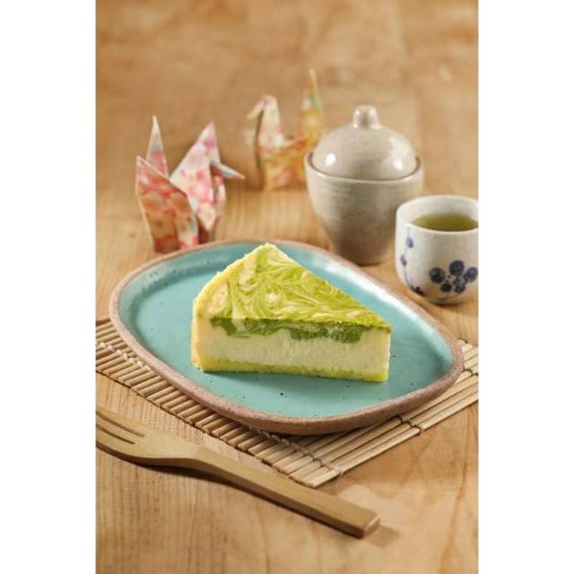 

BOGA KITCHEN DESSERT Matcha Cheese Cake