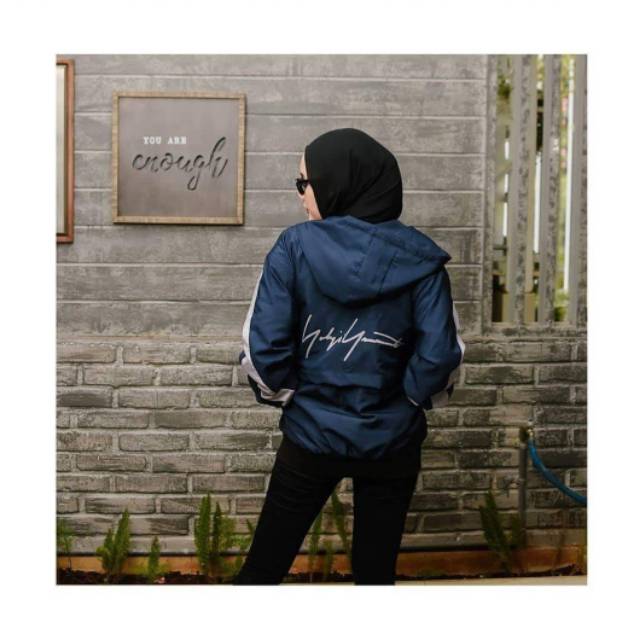 Jaket hoodie bahan Despo plus Puring