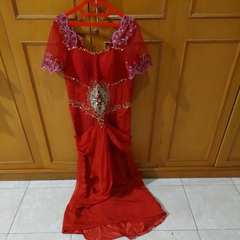 gaun pesta big size