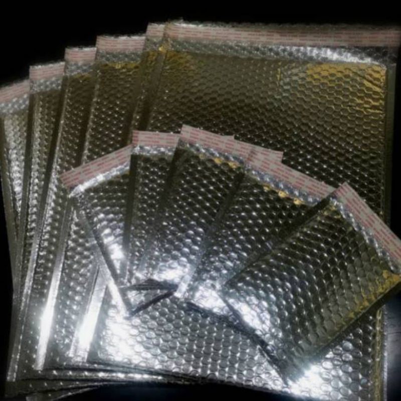 amplom bubble wrap 32×46 cm lapisan alumunium foil