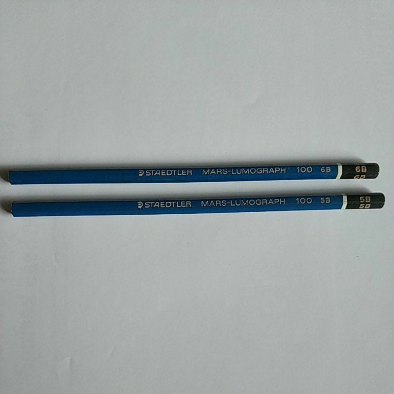 

Pensil Staedtler Mars Lumograph 100 5B 6B