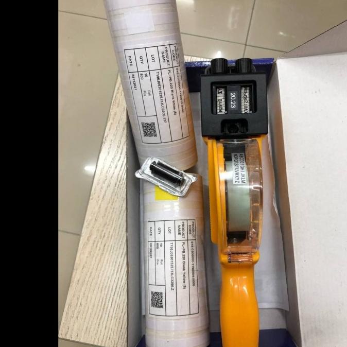 

Mesin Label Blitz 2 Baris Huruf-Huruf