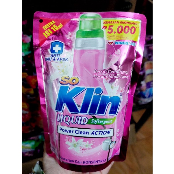 ( Pouch ) So Klin Liquid Deterjen Cair Konsentrat 240ml