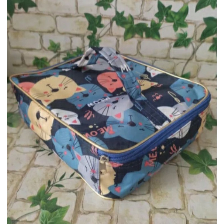 Tas Bekal Makanan/ Tas Bekal Anak Model Kotak